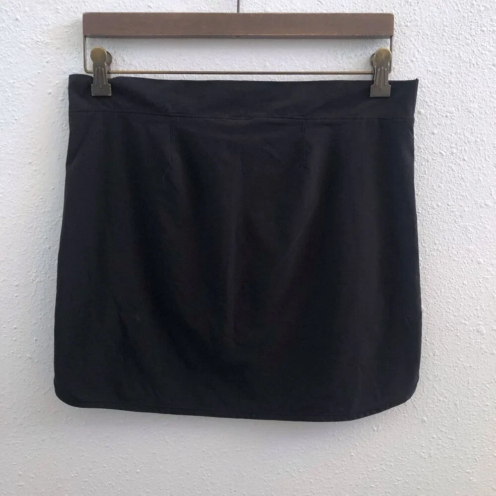 ATHLETA Mini Skirt in‎ Black XS Size - Picture 2 of 9
